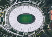 开云体育平台APP-双线霸权，巴萨铁蹄踏碎摩纳哥，伊布在英超争冠夜上演上帝接管