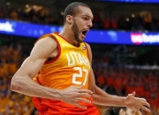 开云平台-火箭碾压德国男篮，萨姆·米切尔爆发神勇的简单介绍