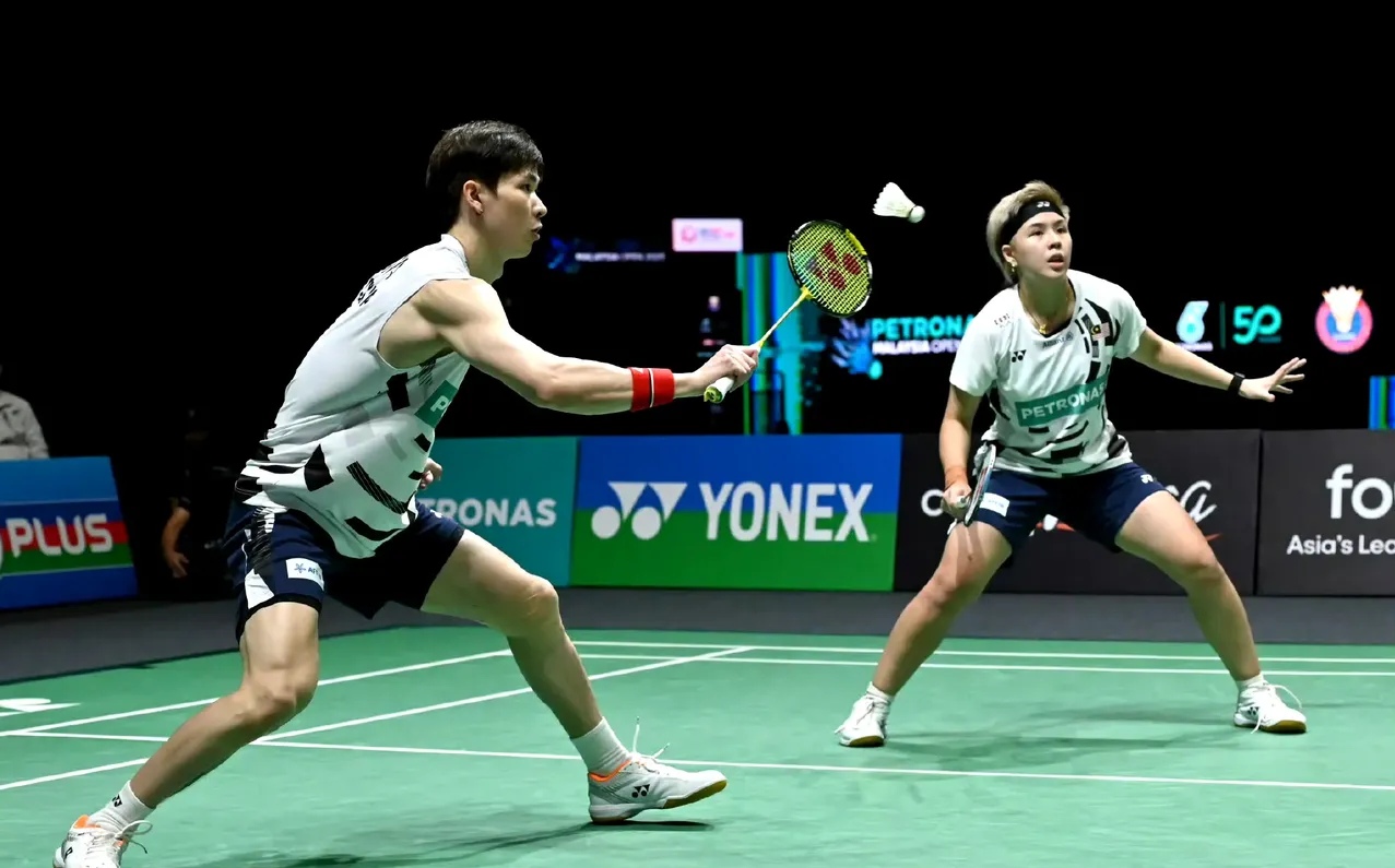 关于马来西亚羽毛球队翻盘英格兰羽毛球队，林丹制霸全场的信息