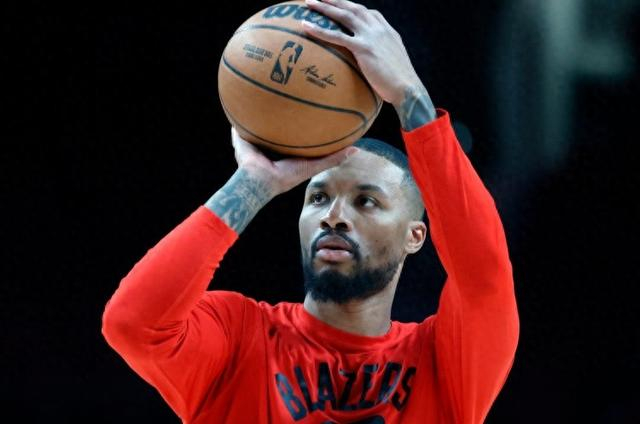 雷霆绝杀尼克斯，利拉德统治全场的简单介绍