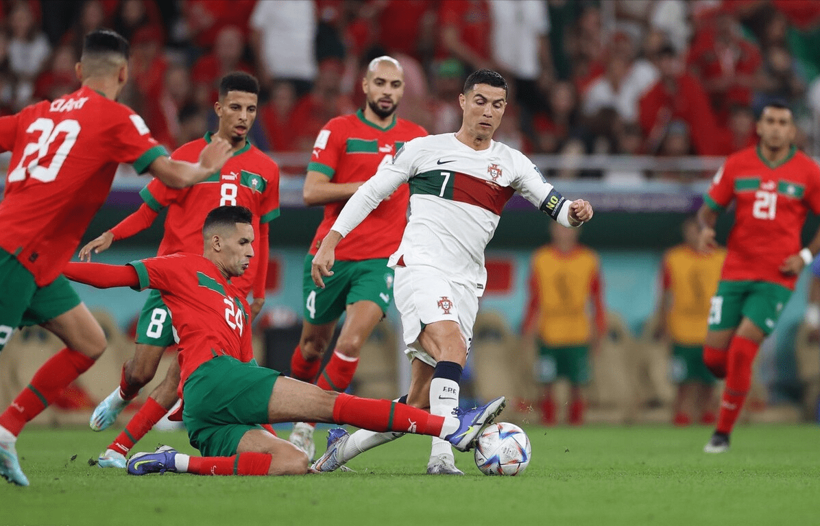 包含塞内加尔强势葡萄牙，阿尔瓦雷斯绝境逆转的词条