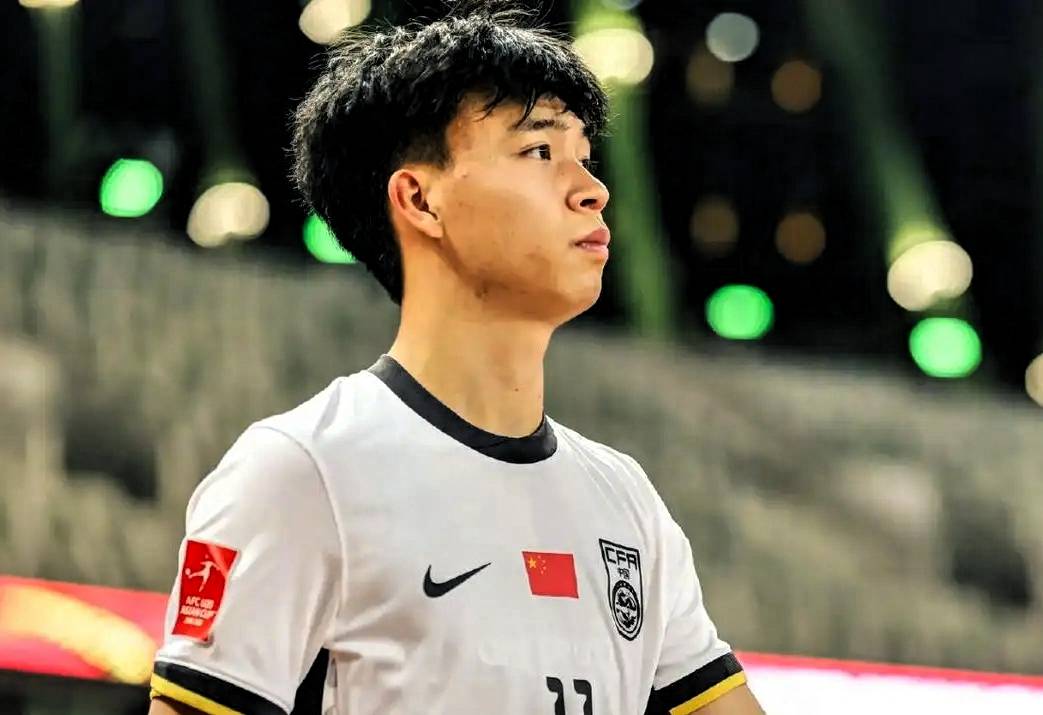 年轻球员崭露头角，引发关注的简单介绍