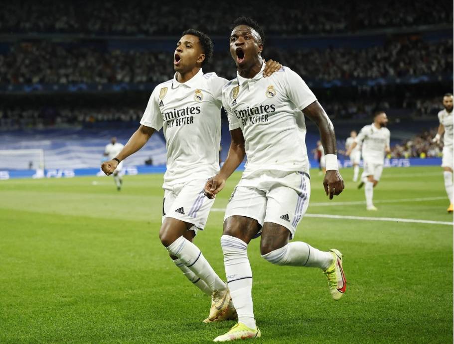 巴伦西亚客场逆转战胜对手，西甲梦之队继续领跑的简单介绍