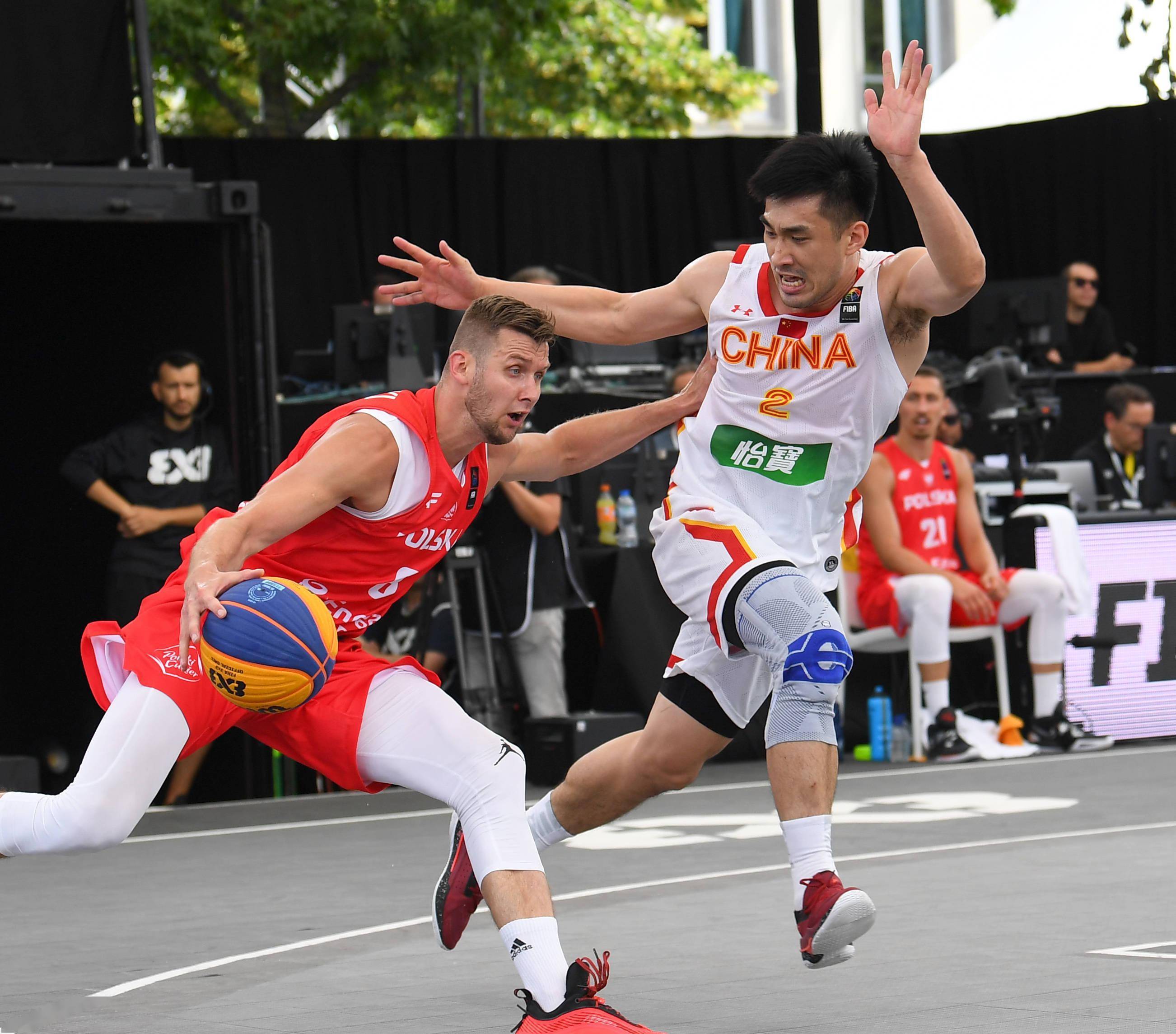 包含世界篮球场上的精彩表现深受球迷喜爱的词条