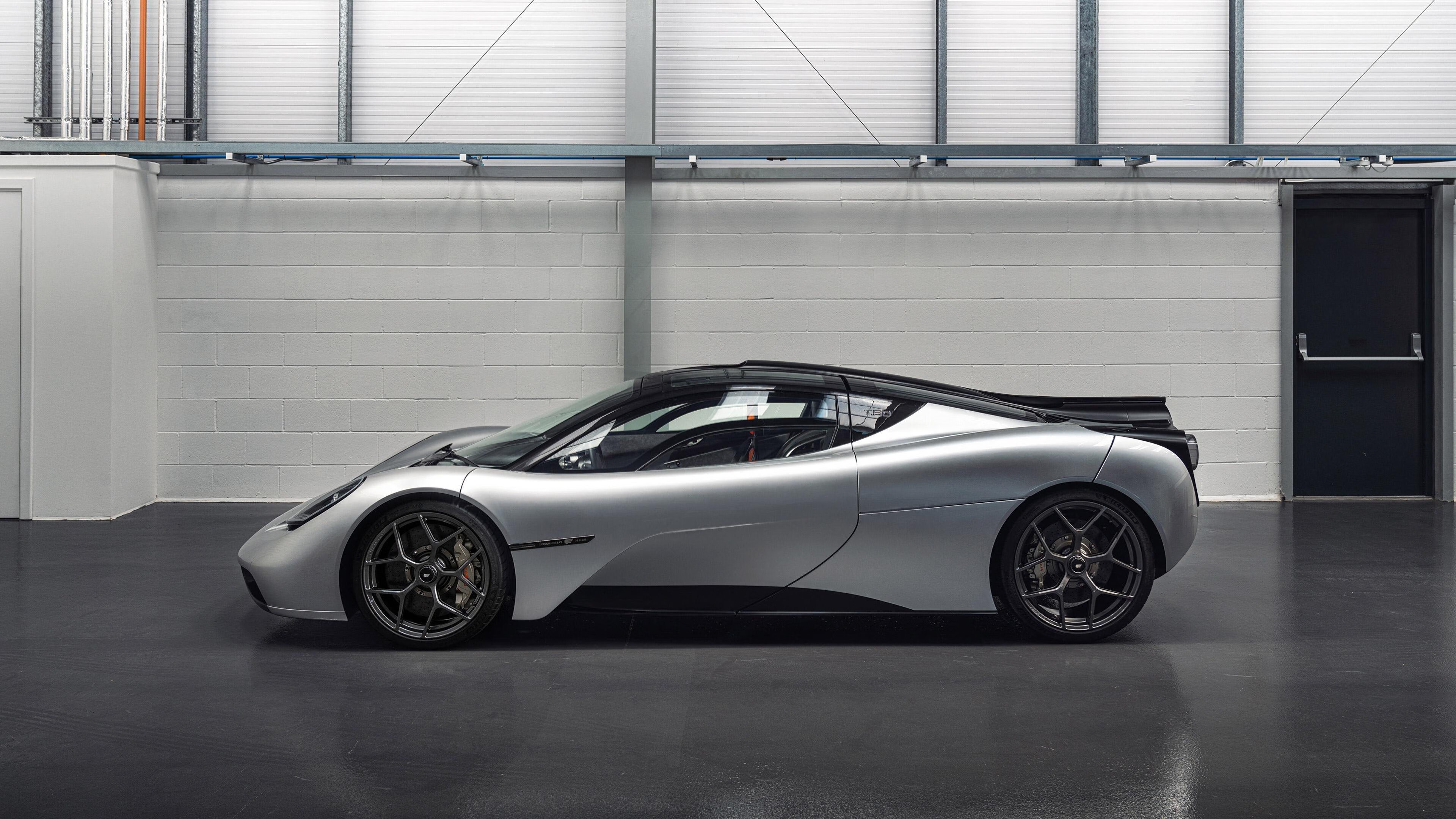 当莫兰特节奏遇上德甲争冠夜，一场跨越时空的战术共振