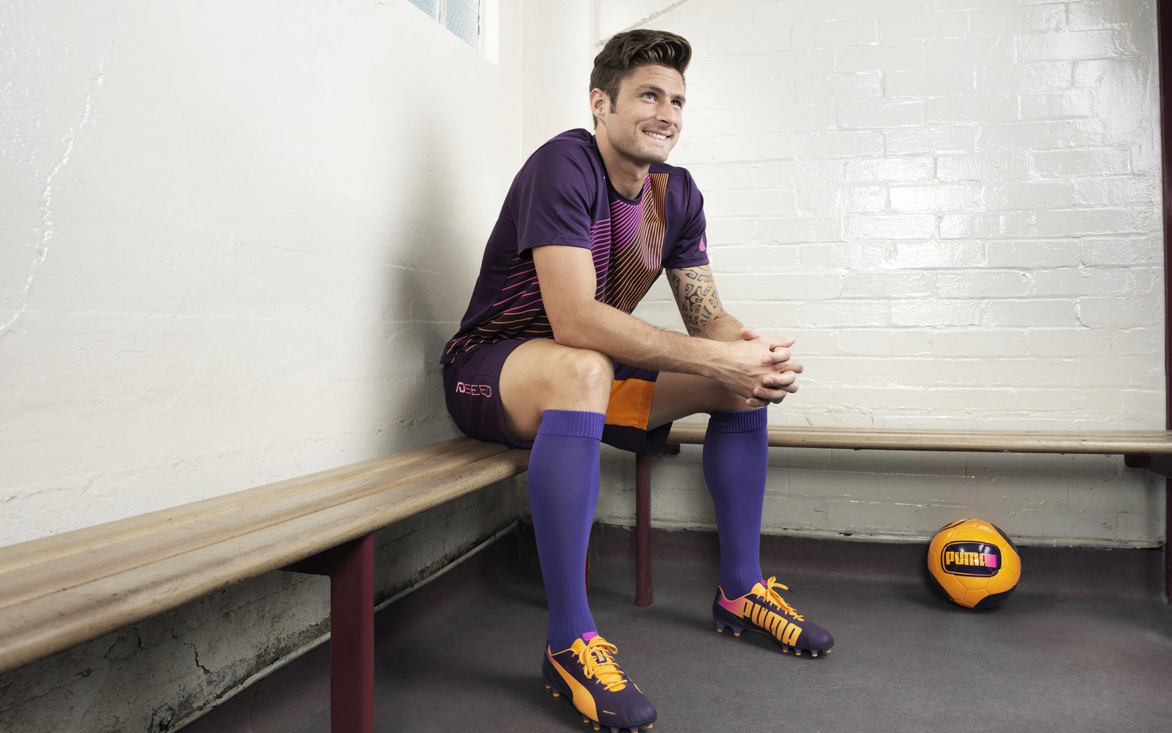 李刚仁闪耀牙买加对阵法国之战，制胜表现诠释亚洲新星崛起