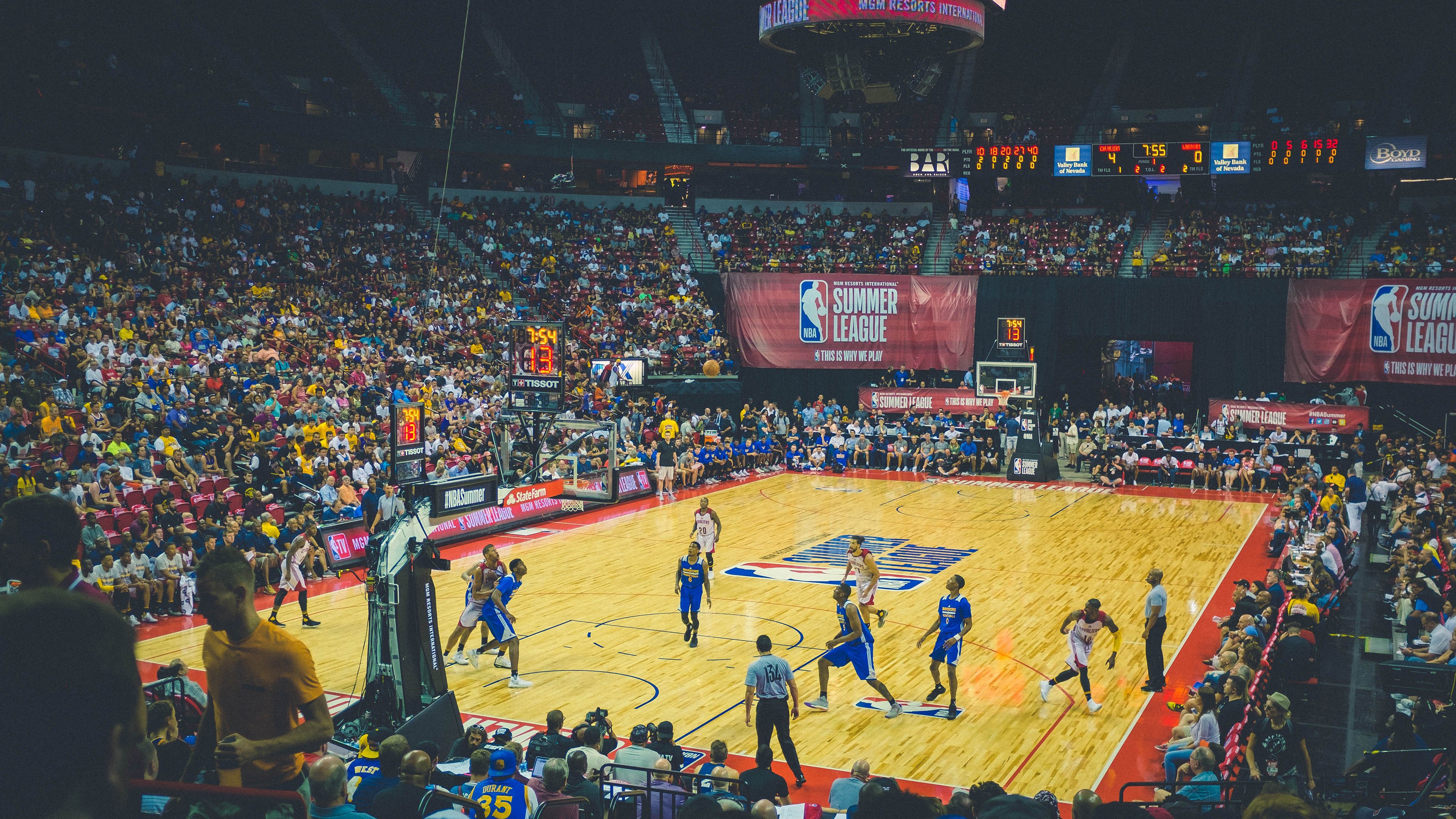 鹈鹕末节风暴席卷圣城，伦纳德节奏艺术完全掌控