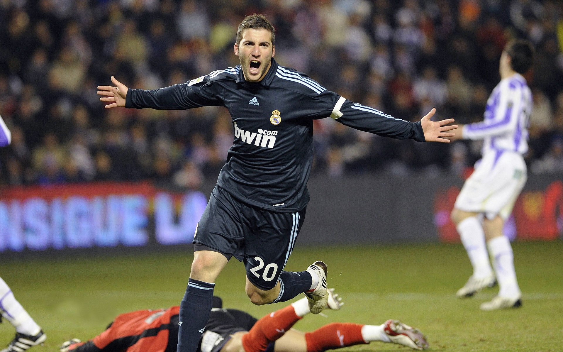 摩洛哥鏪战西班牙，门迪带队逆袭，书写北非足球新篇章